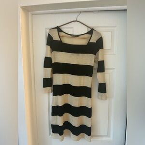 Filippa K women’s Mid-Sleeve Black & Cream Dress